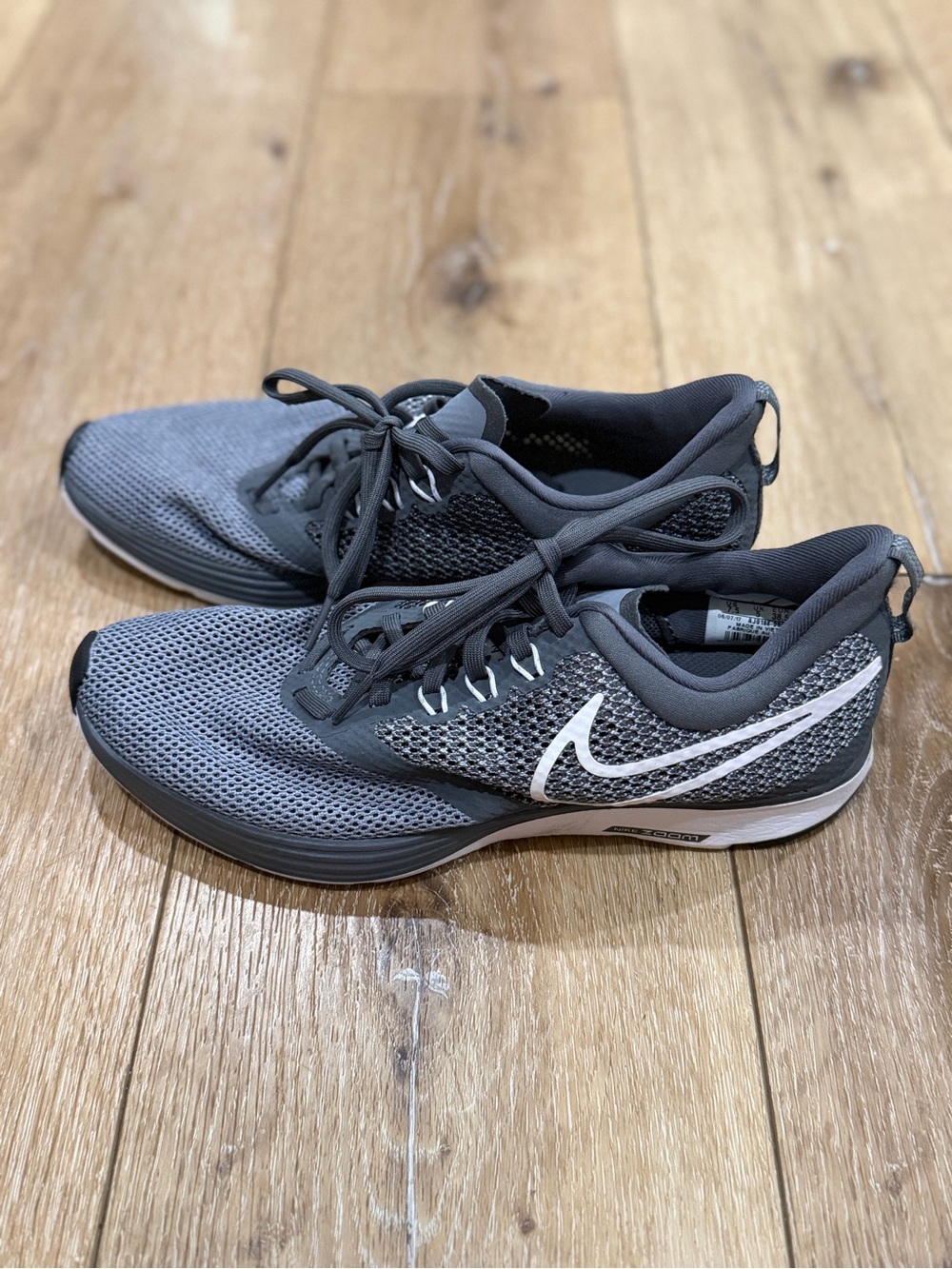 Nike Zoom Strike Women’s Gray Running Shoes‎ size 7.5